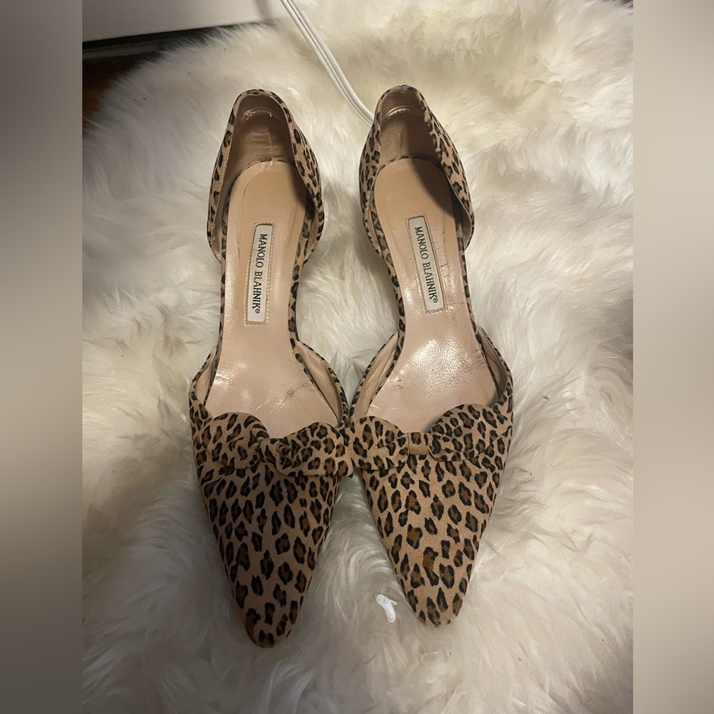Leopard Manolo Blahnik kitten heels